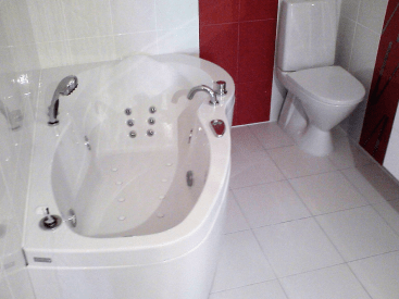 встановлення ванни з гідромасажем